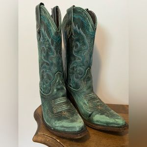 Distressed Liberty Boots